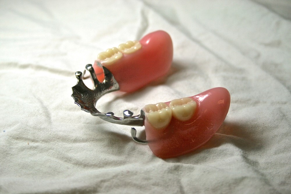 Make Your 
      Own Dentures Grandfield OK 73546